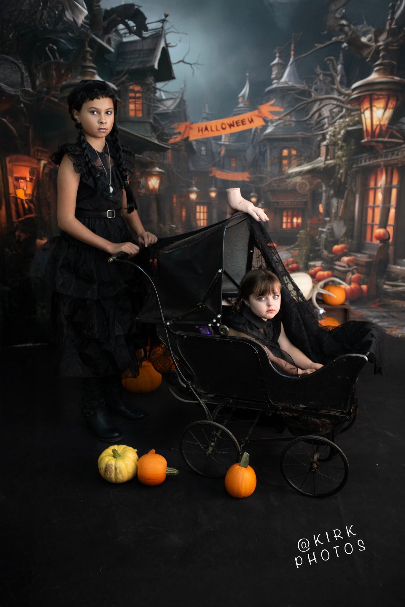 Kate Halloween Rue Citrouille Toile de fond conçu par Emetselch - Kate Backdrop FR