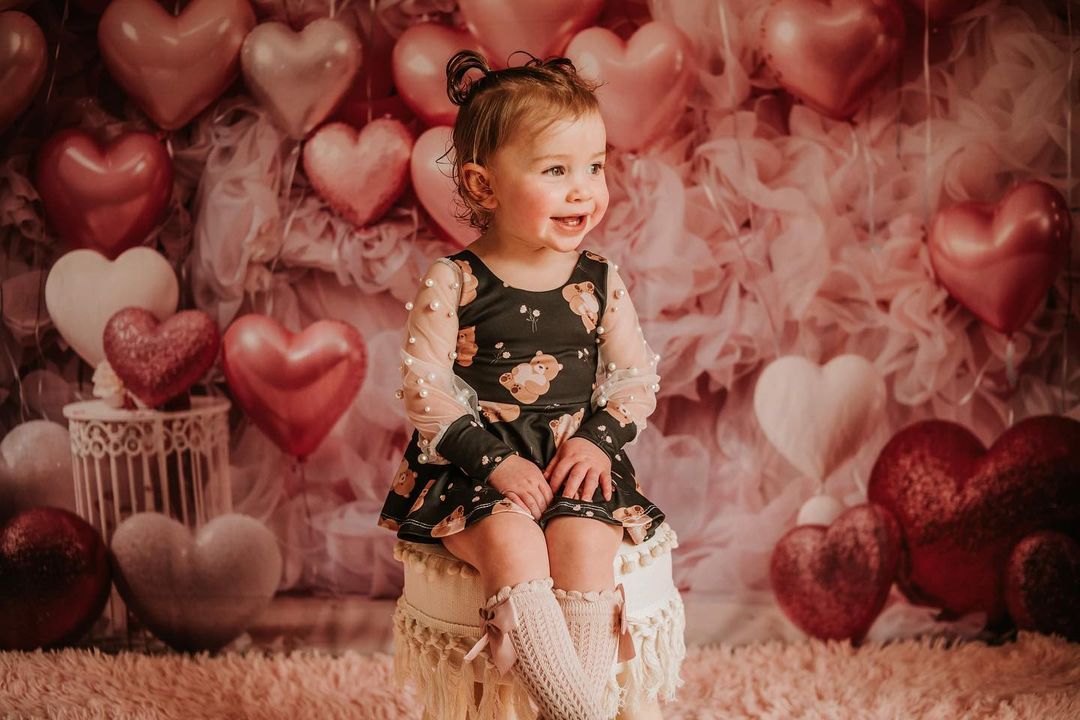 Kate Saint Valentin Rose Ballons Coeur Romantique Toile de fond conçue par Emetselch - Kate Backdrop FR
