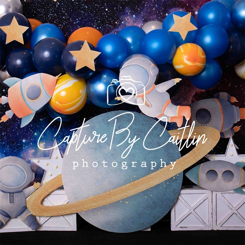 Kate Cosmos Ballons Anniversaire Astronaute Toile de fond conçue par Caitlin Lynch - Kate Backdrop FR