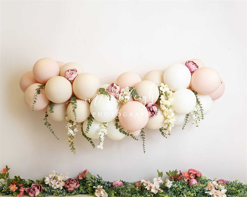 Kate Ballon Floral Avec Guirlande Anniversaire Toile de fond conçue par Megan Leigh - Kate Backdrop FR