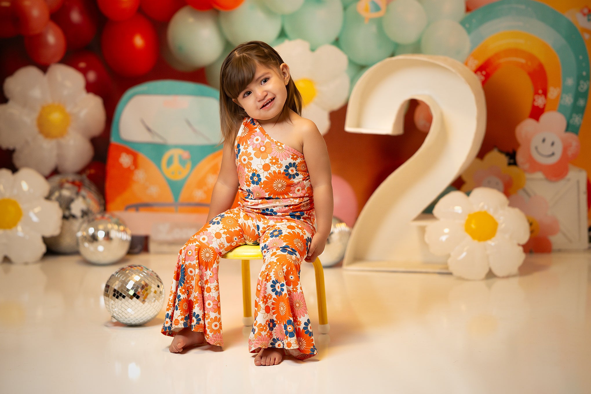 Kate Fête Enfant Ballons Fleurs Toile de fond conçue par Megan Leigh - Kate Backdrop FR