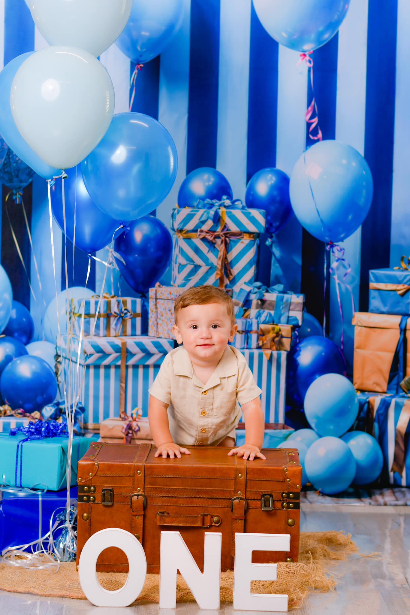 Kate Bleu Ballon Cadeaux Cake Smash Toile de fond conçue par Emetselch - Kate Backdrop FR