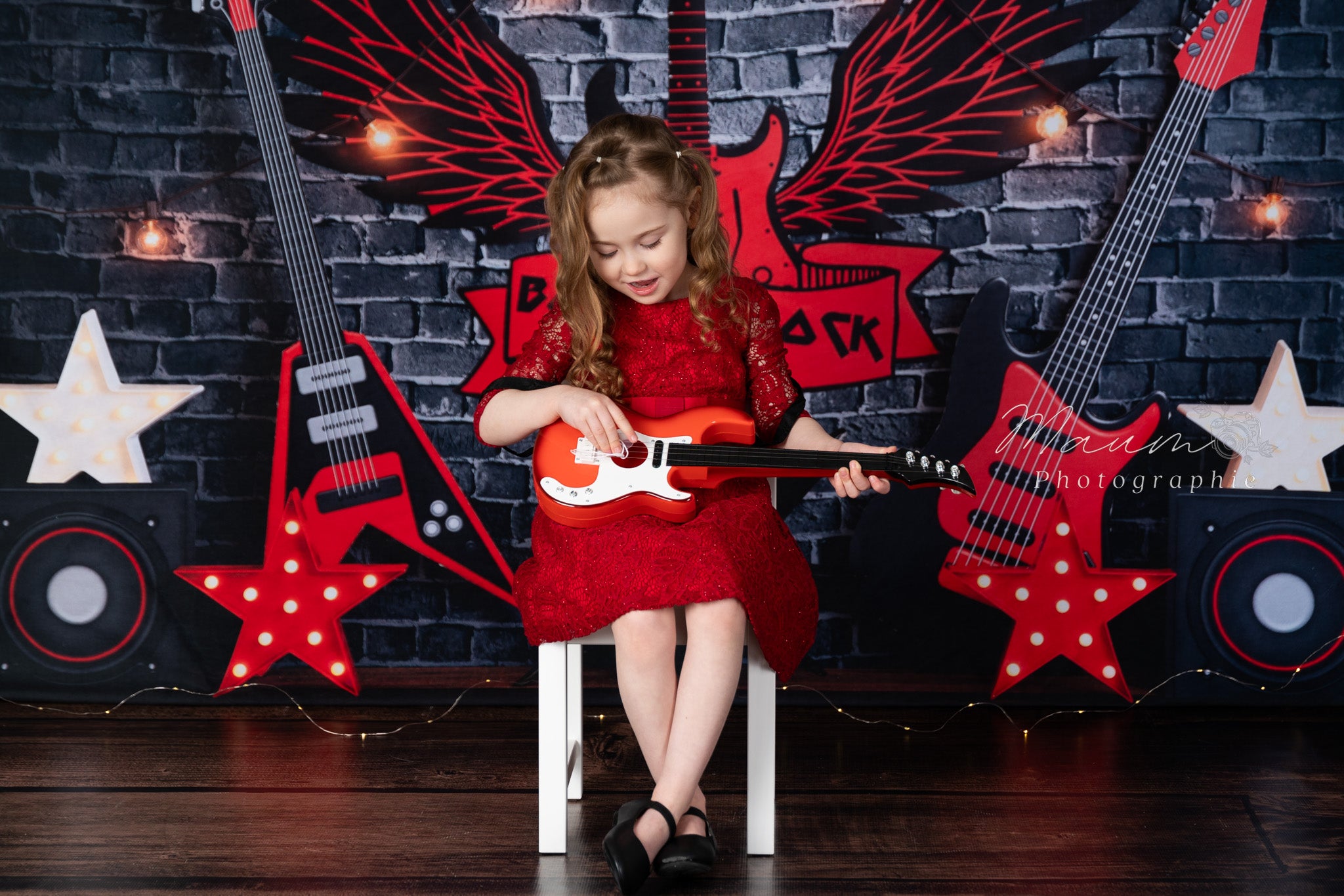 Kate Musique Rock Mur de briques Toile de fond conçue par Megan Leigh - Kate Backdrop FR