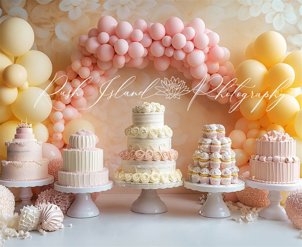 Kate Anniversaire Gâteau Présentoir Ballons Toile de fond conçue par Laura Bybee - Kate Backdrop FR