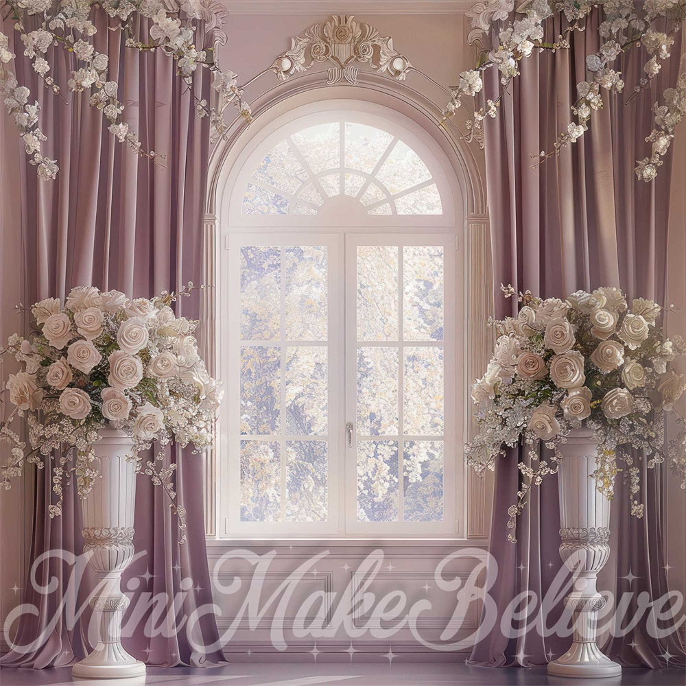 Kate Mauve Orné Chambre Fenêtre Toile de fond conçue par Mini MakeBelieve