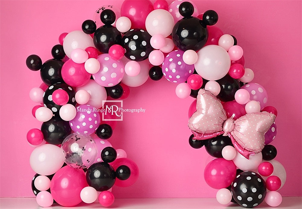 Kate Minnie Souris Arche de ballons Rose Toile de fond conçue par Mandy Ringe