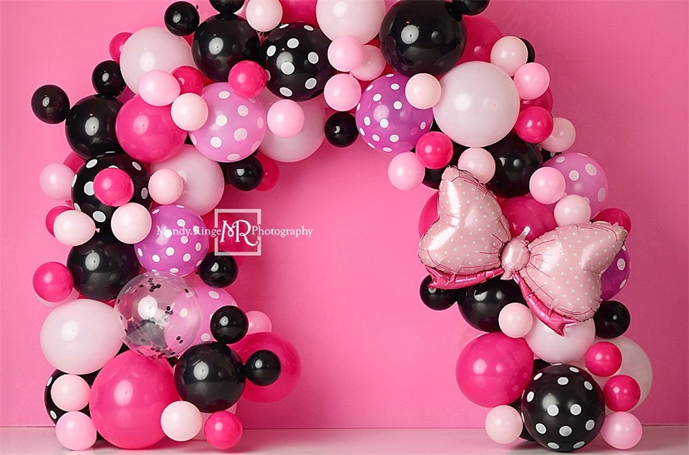 Kate Minnie Souris Arche de ballons Rose Toile de fond conçue par Mandy Ringe