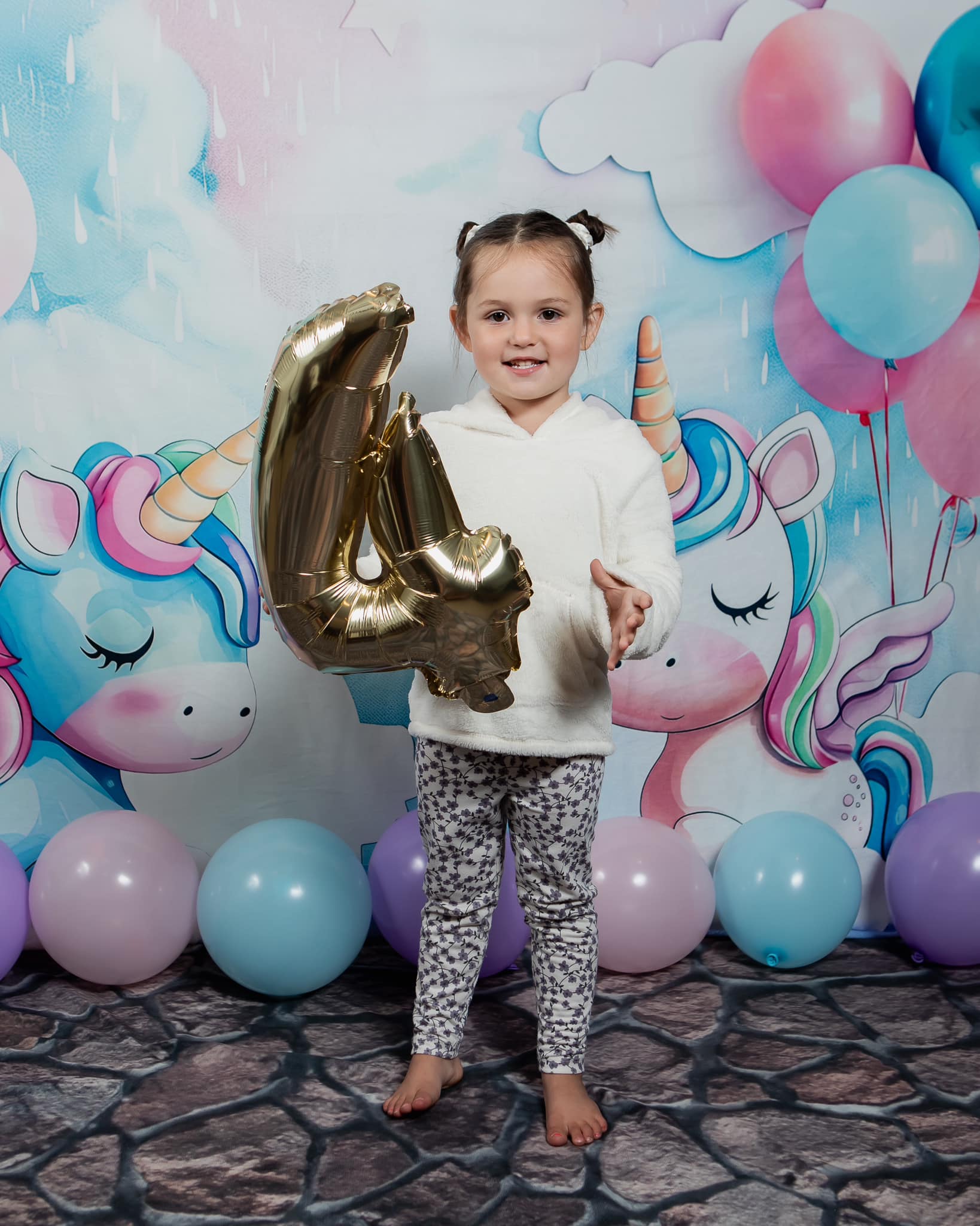 Kate Licornes Ballons Enfant Cake smash Nuages Toile de fond conçue par Patty Robert - Kate Backdrop FR