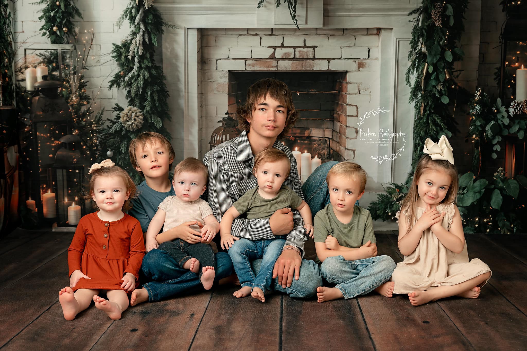 Offres Éclair #3 Kate Noël Intérieur Blanc Cheminée en brique Toile de fond conçue par Emetselch - Kate Backdrop FR