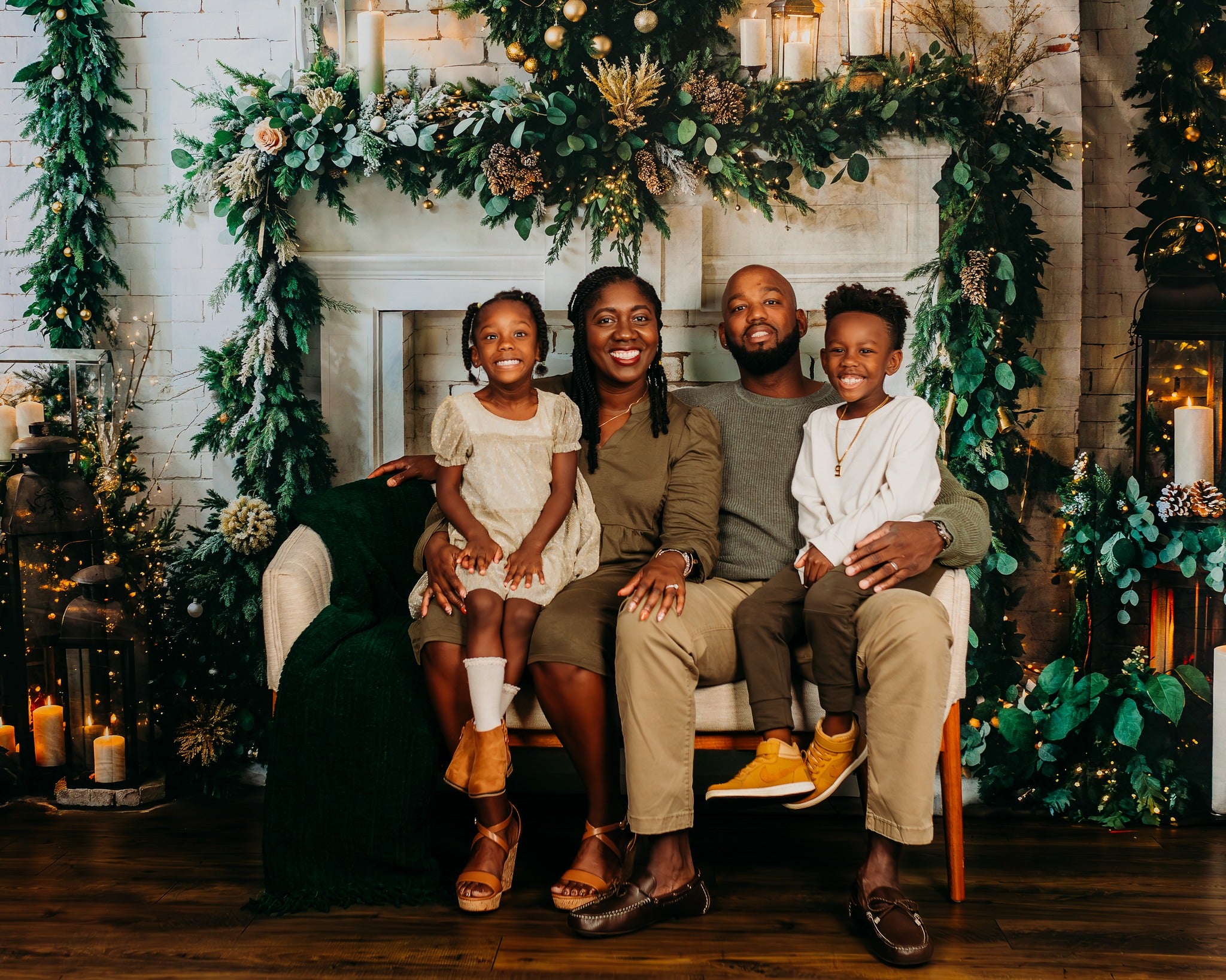 Offres Éclair #3 Kate Noël Intérieur Blanc Cheminée en brique Toile de fond conçue par Emetselch - Kate Backdrop FR