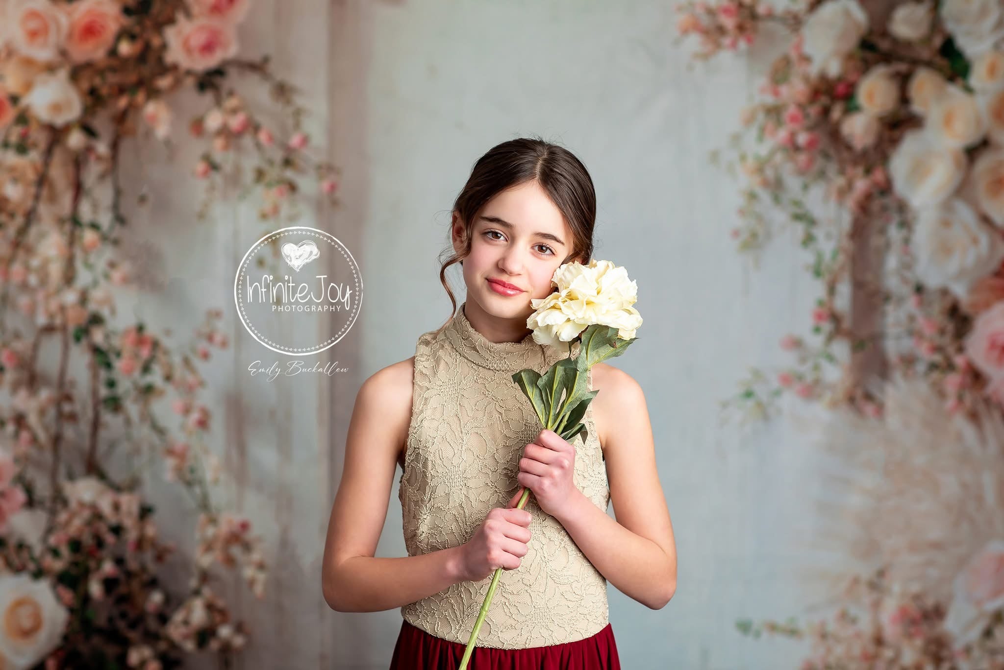 Kate Fleurs Mariage Arche Bohème Doux Toile de fond conçue par Emetselch - Kate Backdrop FR
