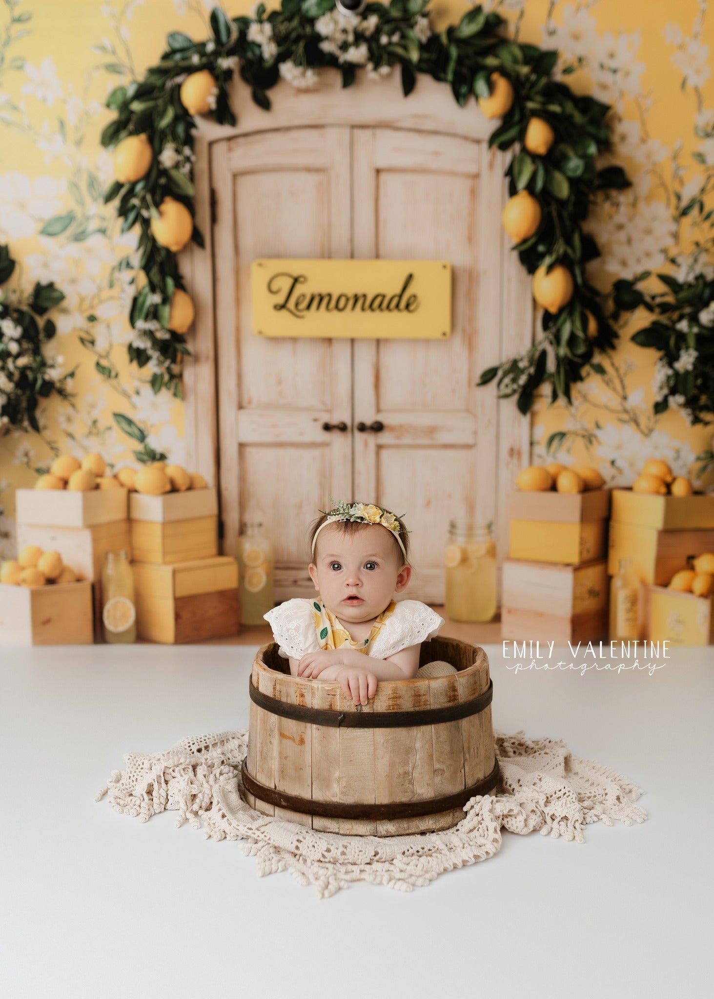 Kate Été Citron Jaune Fleurs Porte Toile de fond conçue par Emetselch - Kate Backdrop FR