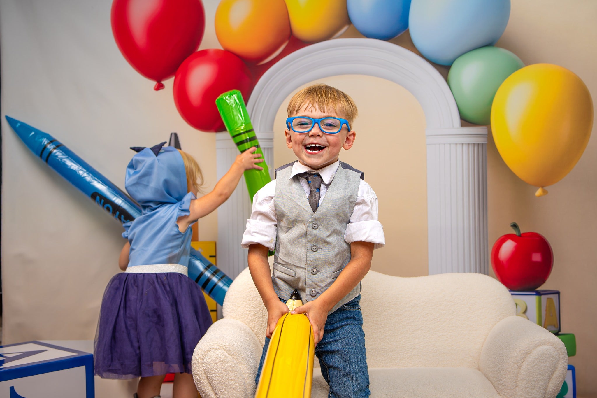 Kate Scolaire Ballon Arche Crayon Toile de fond conçue par Mini MakeBelieve