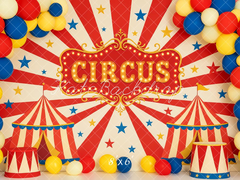 Kate Anniversaire Cirque Chapiteau Ballons Toile de fond conçue par Patty Roberts