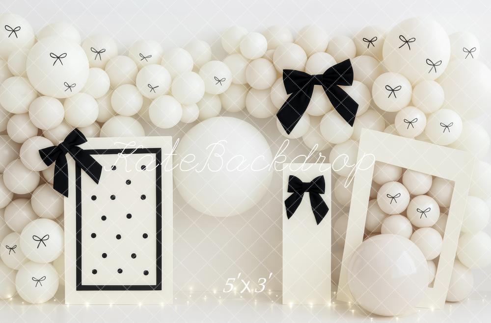 Kate Anniversaire Ballons Mode Blanc Toile de fond conçue par Patty Roberts - Kate Backdrop FR
