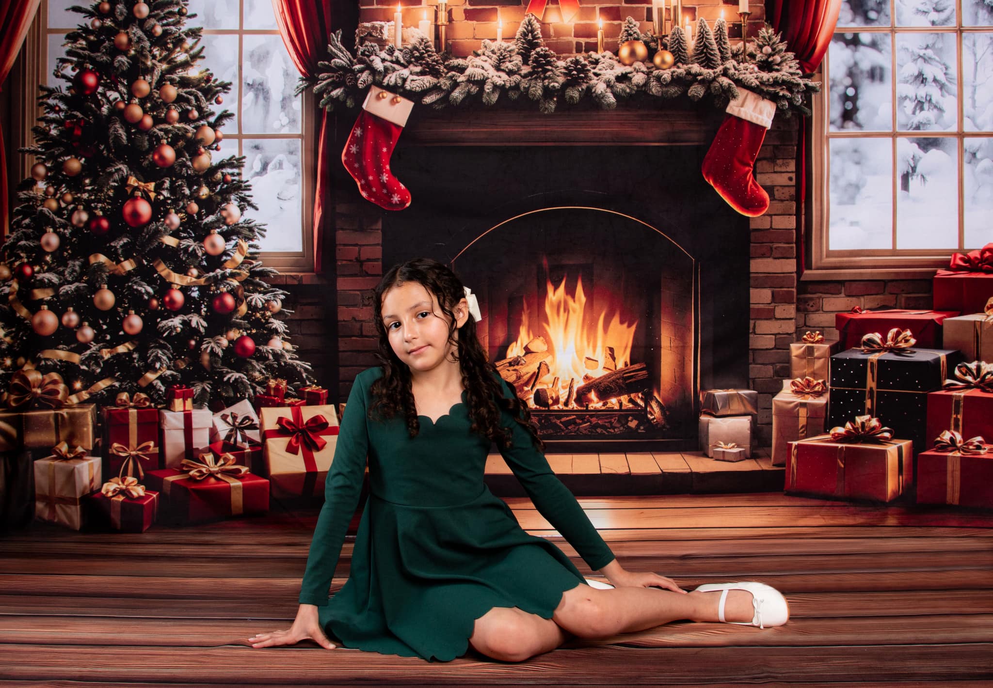 Kate Sapin de Noël Cheminée Cadeaux Fenêtre Toile de fond conçue par Emetselch - Kate Backdrop FR