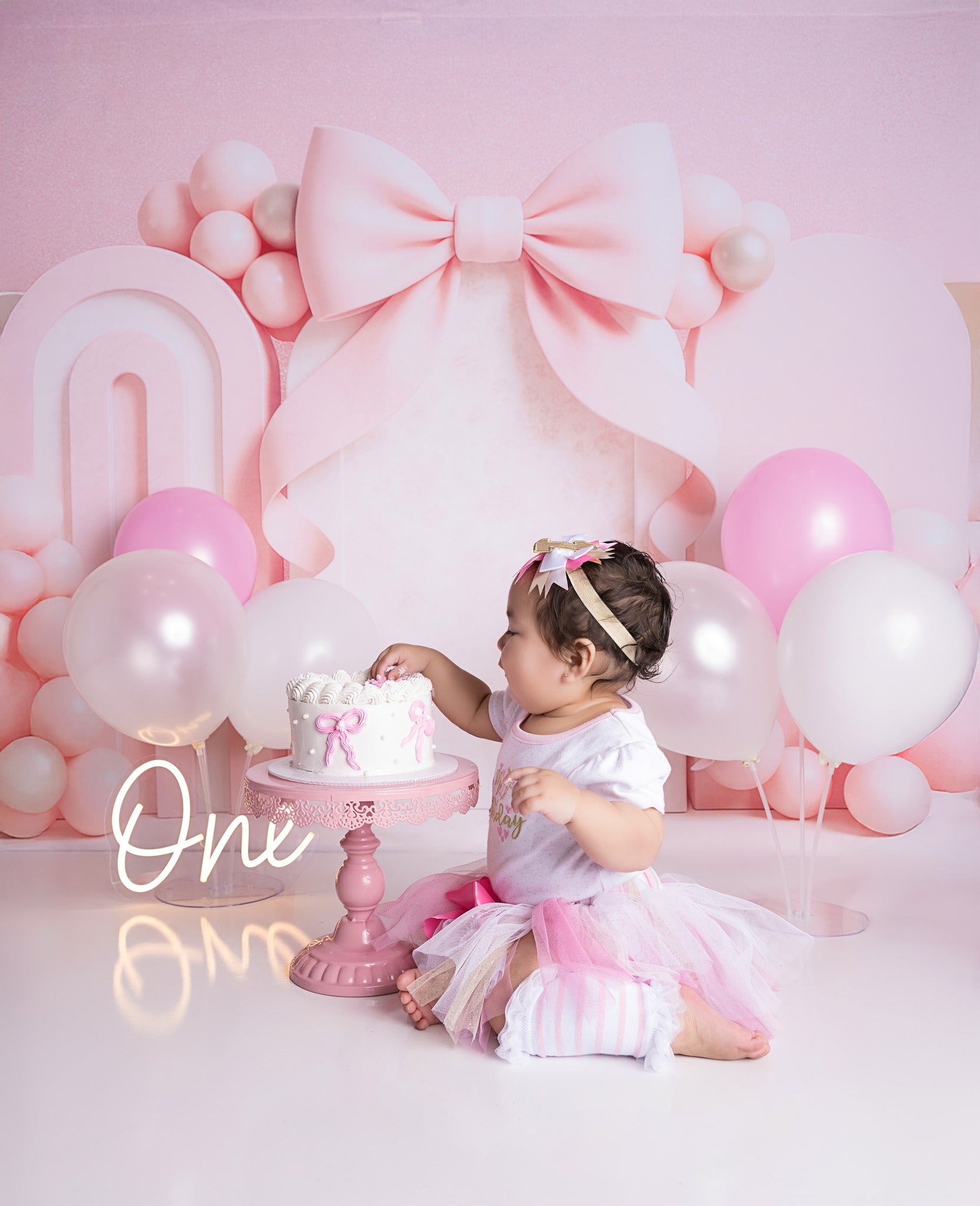 Kate Anniversaire Nœud Rose Ballon Arche Toile de fond conçu par Ashley Paul - Kate Backdrop FR