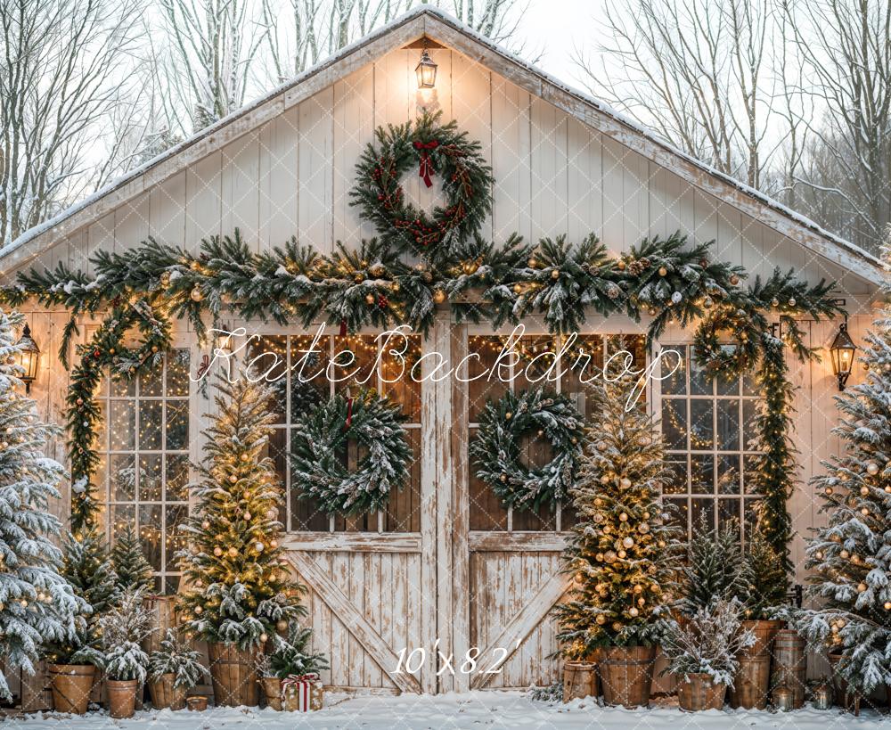 Kate Noël Chalet Rustique Neige Sapins Toile de fond conçue par Emetselch - Kate Backdrop FR