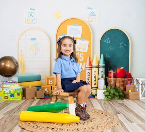 Kate Scolaire Crayons Livres Pommes Toile de fond conçue par Patty Roberts - Kate Backdrop FR