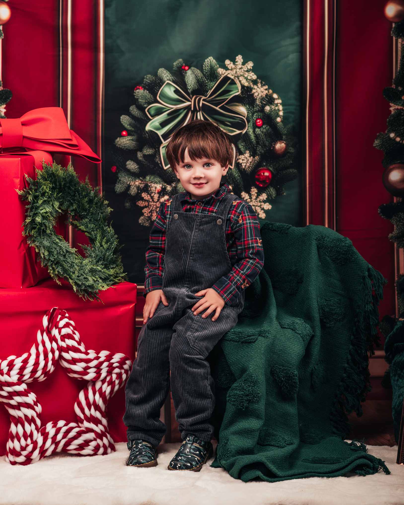 Kate Élégant Noël Mur Vintage Guirlande Toile de fond conçue par Patty Roberts - Kate Backdrop FR