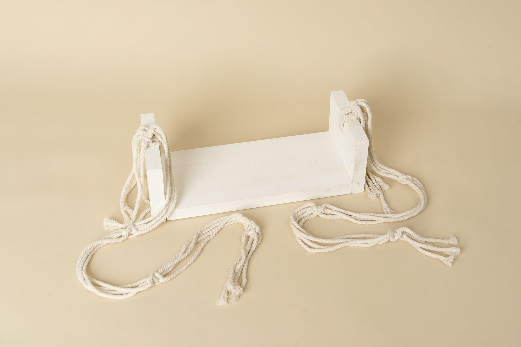 Kate Balançoire en Bois Blanc Nouveau née Accessoires de photographie - Kate Backdrop FR