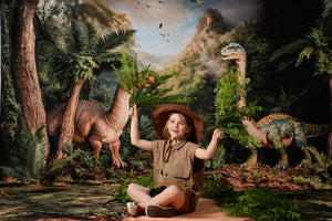 Kate Forêt Dinosaure Arbre Montagne Toile de fond conçue par Emetselch