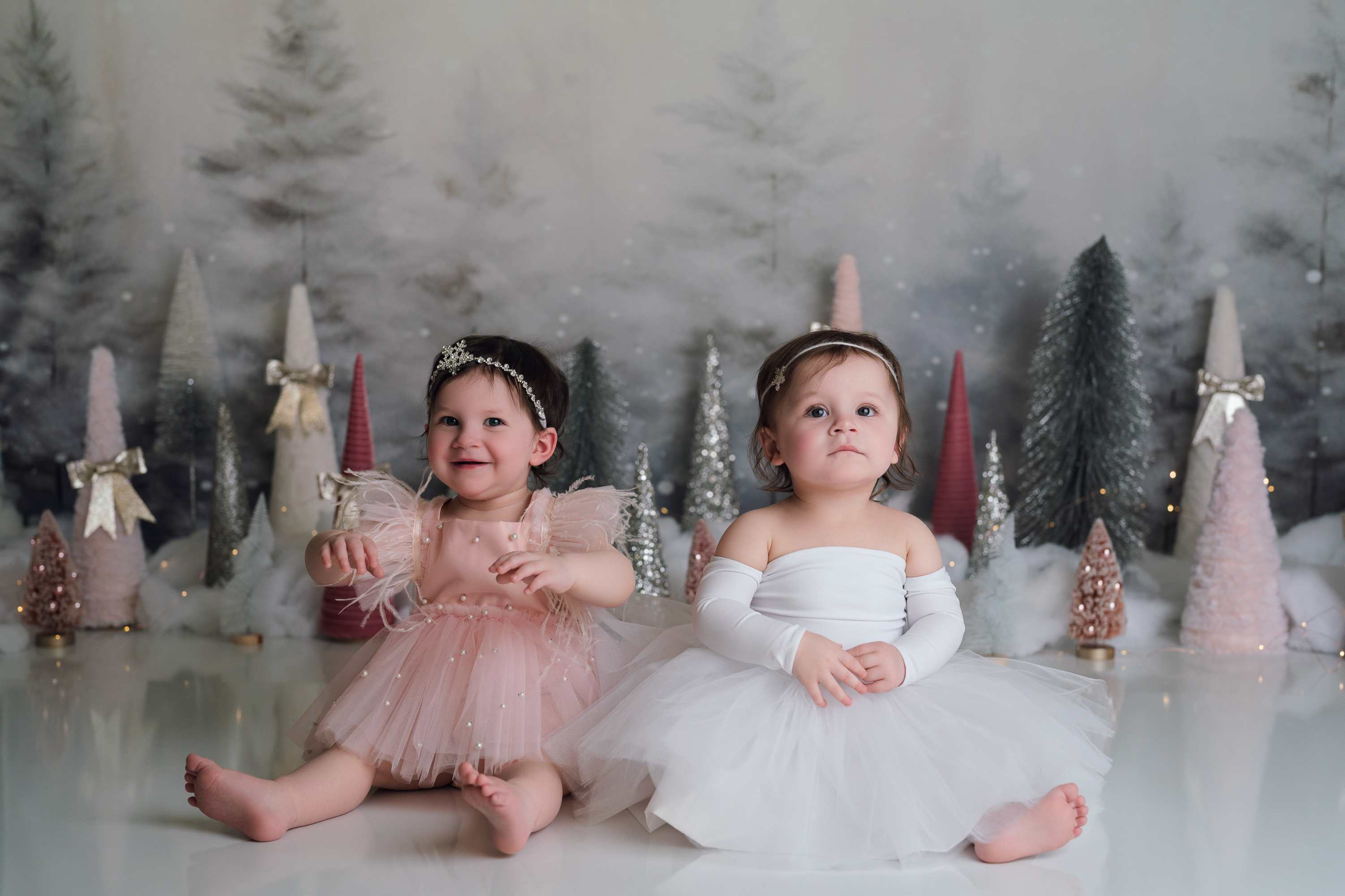 Kate Hiver Neige Arbres Bokeh Toile de fond conçue par Patty Robert - Kate Backdrop FR