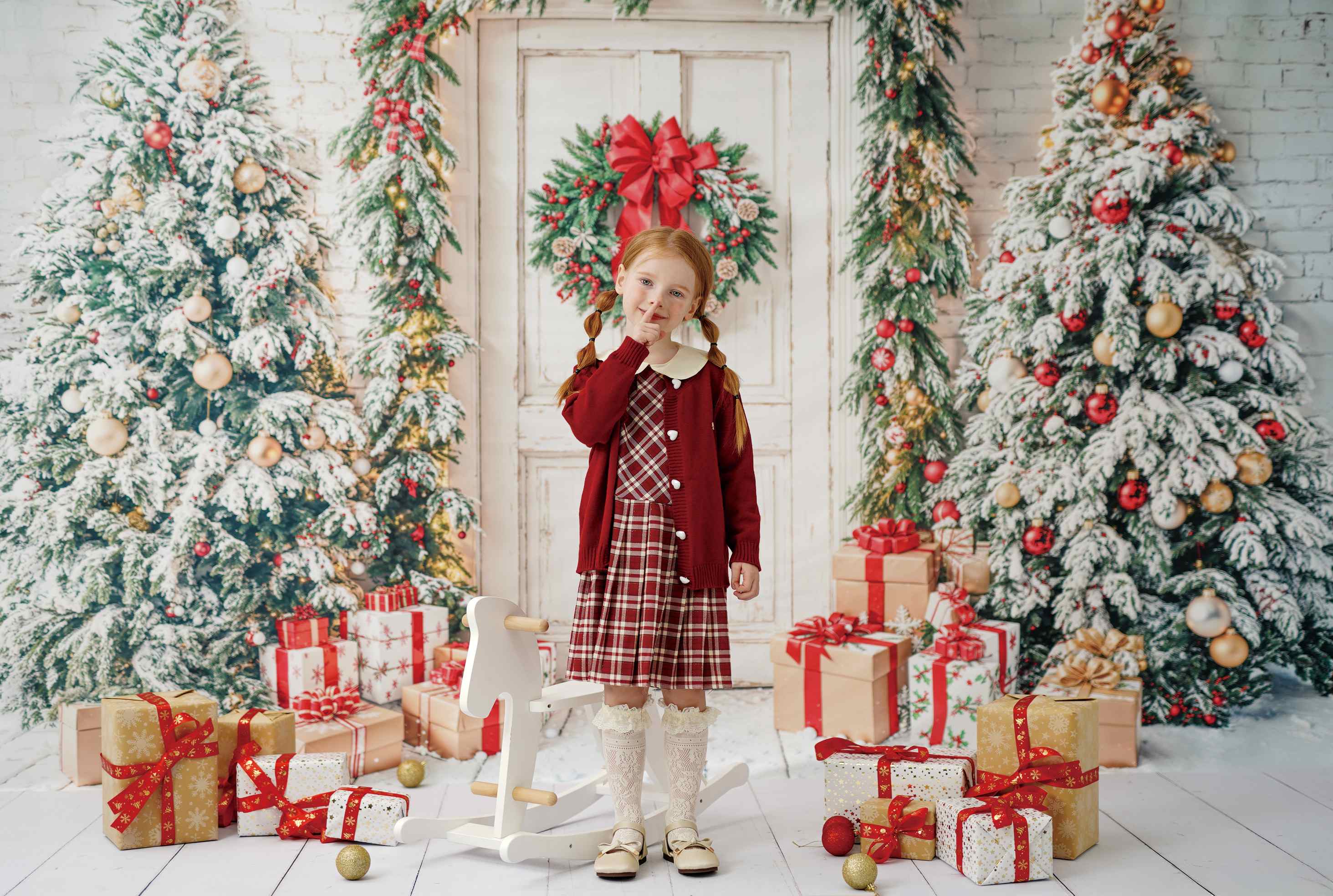 Kate Sapin de Noël Porte Neige Cadeaux Toile de fond conçue par Emetselch - Kate Backdrop FR