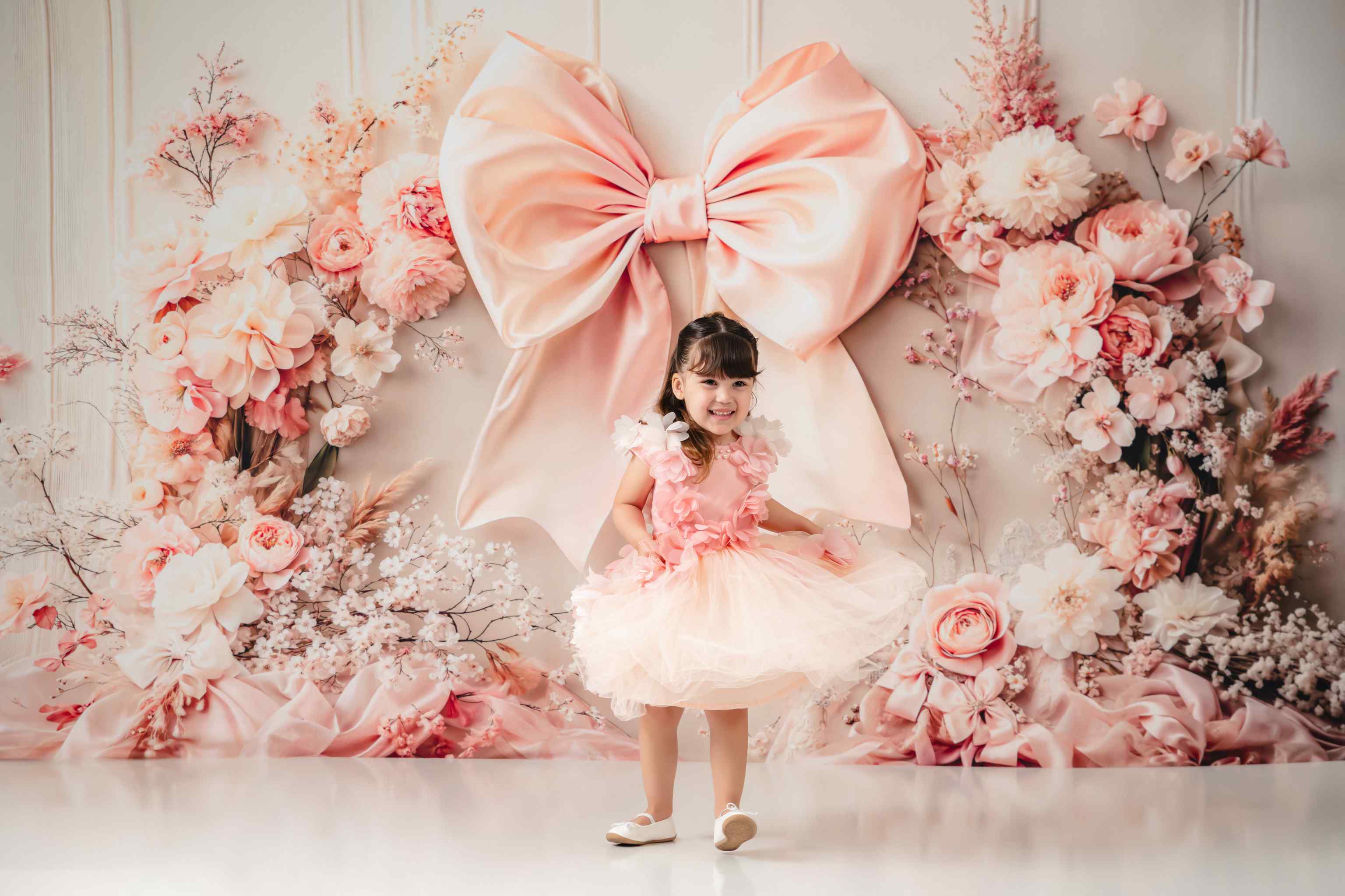 Kate Fleurs Arche Rose Gros nœud Toile de fond en Laine conçue par Emetselch - Kate Backdrop FR