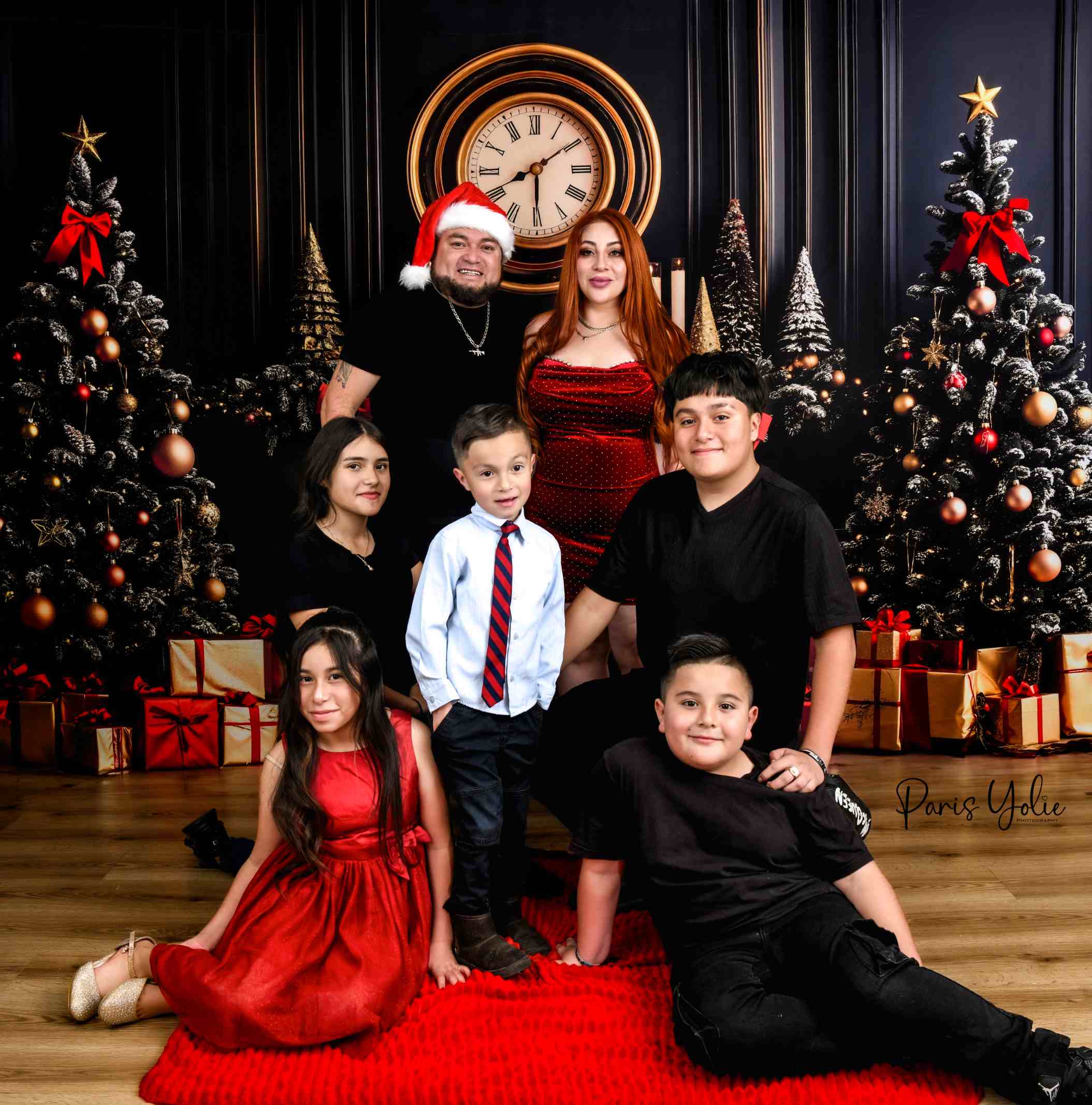 Kate Sapin de Noël Cheminée Horloge Mur Rétro Toile de fond en Laine conçue par Emetselch - Kate Backdrop FR