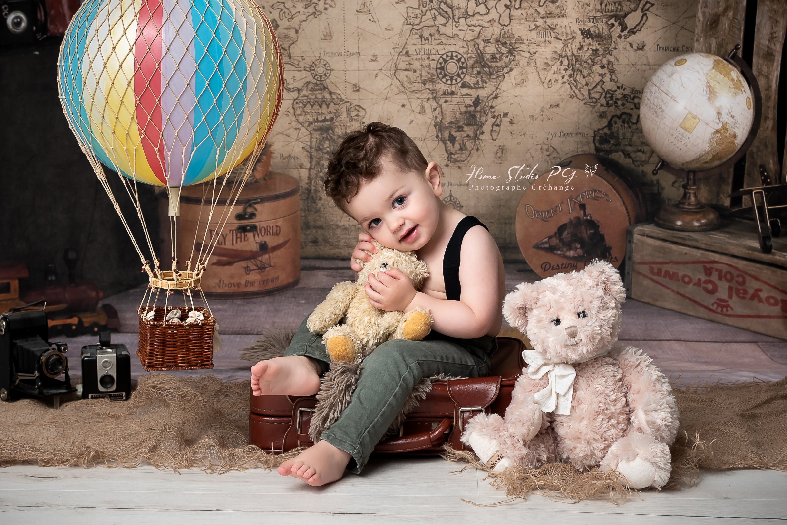 Kate Autour du monde Aventures Scolaire Toile de fond conçu par Arica Kirby