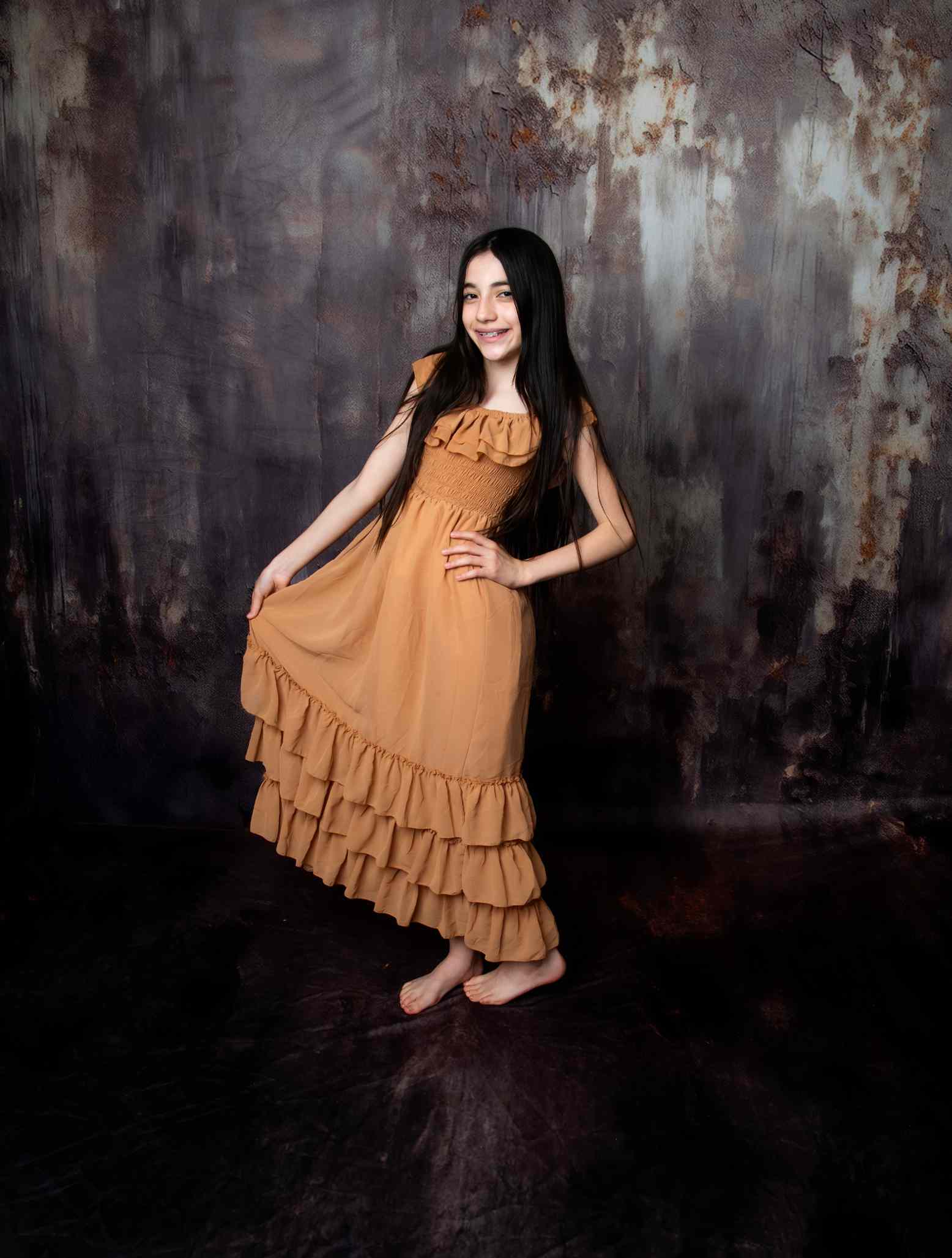 Kate Sweep Mur-à-Sol Gris Marron Abstrait Portrait Toile de fond conçue par Mandy Ringe - Kate Backdrop FR