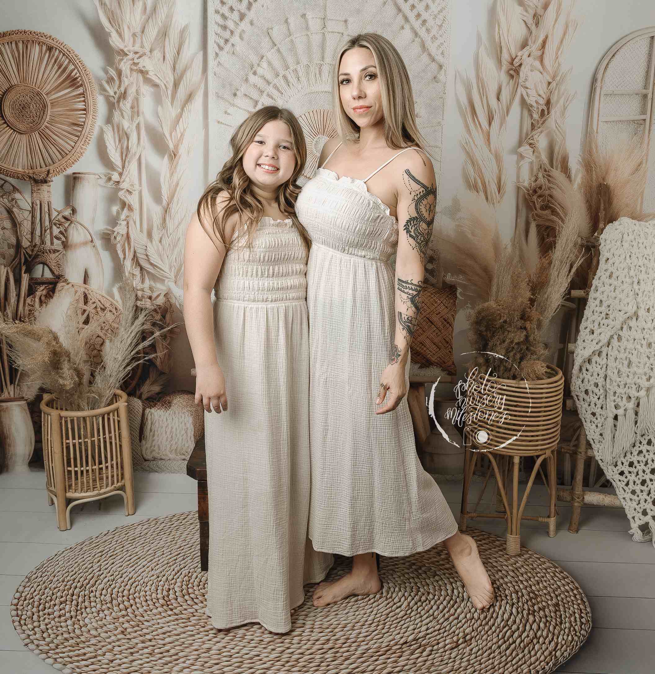 Kate Nouveau-né Tissé naturel Ovale Tapis de sol en Caoutchouc conçue par Mini MakeBelieve - Kate Backdrop FR