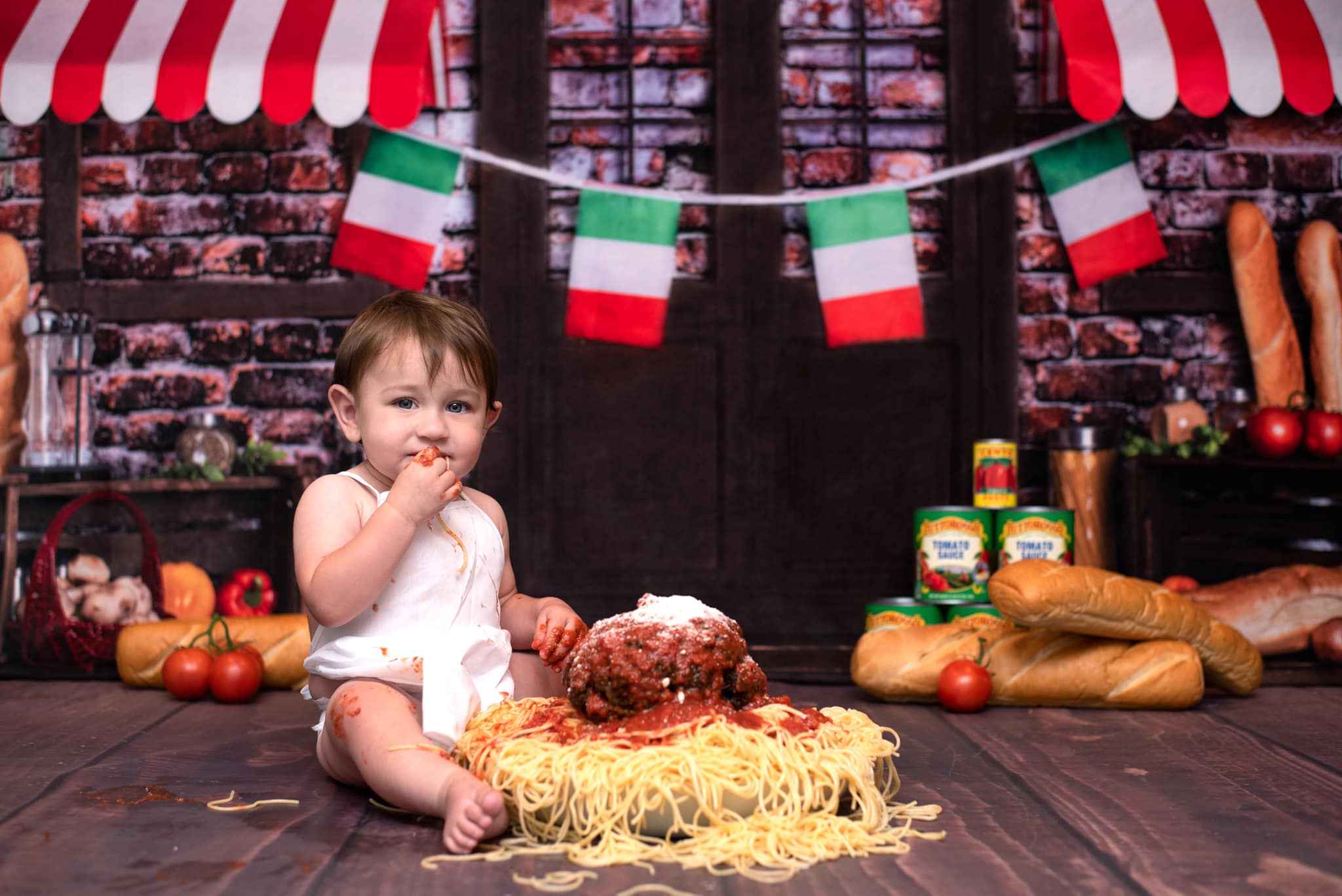 Kate Spaghetti Cake smash Brique Cuisine Pain Toile de fond conçue par Rose Abbas - Kate Backdrop FR