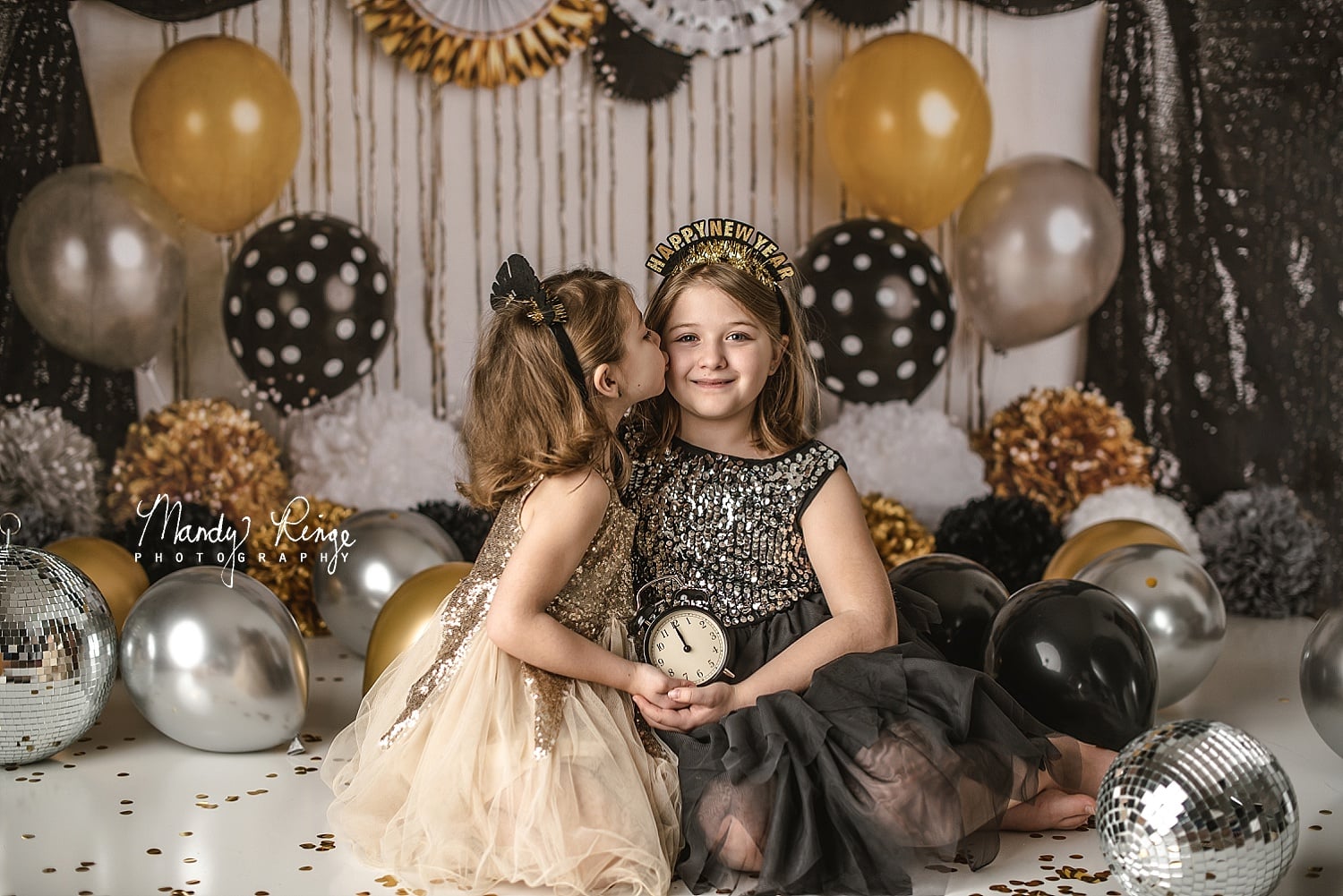 Kate Fête Nouvel an Noir et Or Toile de fond conçue par Mandy Ringe - Kate Backdrop FR