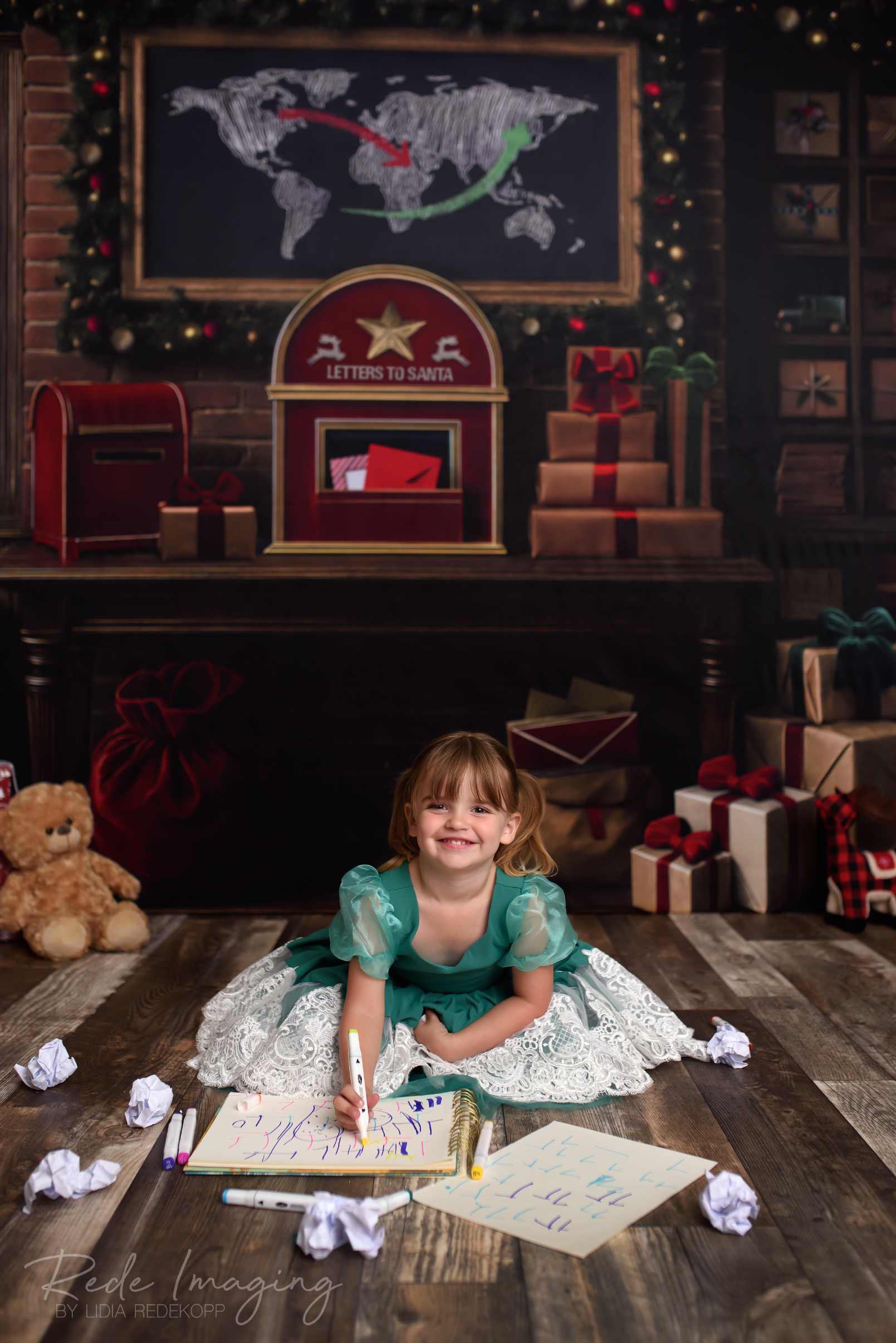 Kate Noël Salle du courrier Cadeaux Carte Toile de fond conçue par Mini MakeBelieve - Kate Backdrop FR