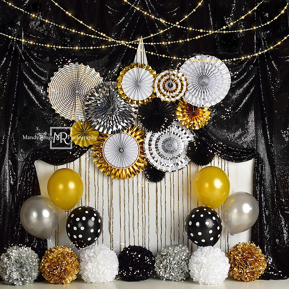 Kate Fête Nouvel an Noir et Or Toile de fond conçue par Mandy Ringe
