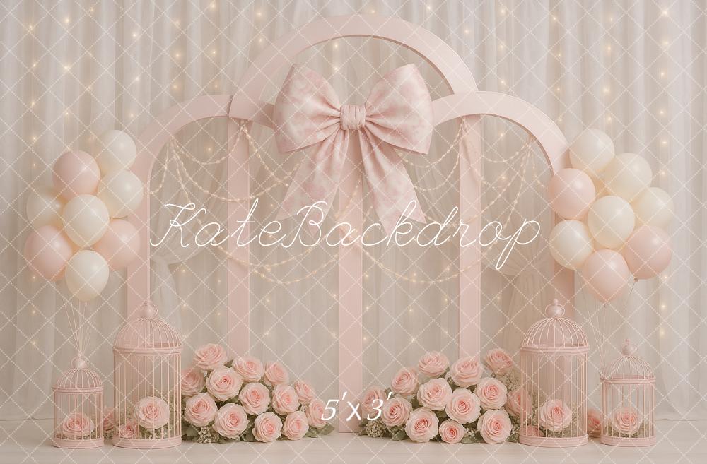 Kate Anniversaire Fleurs Nœud Ballons Rose Toile de fond conçue par Ashley Paul - Kate Backdrop FR