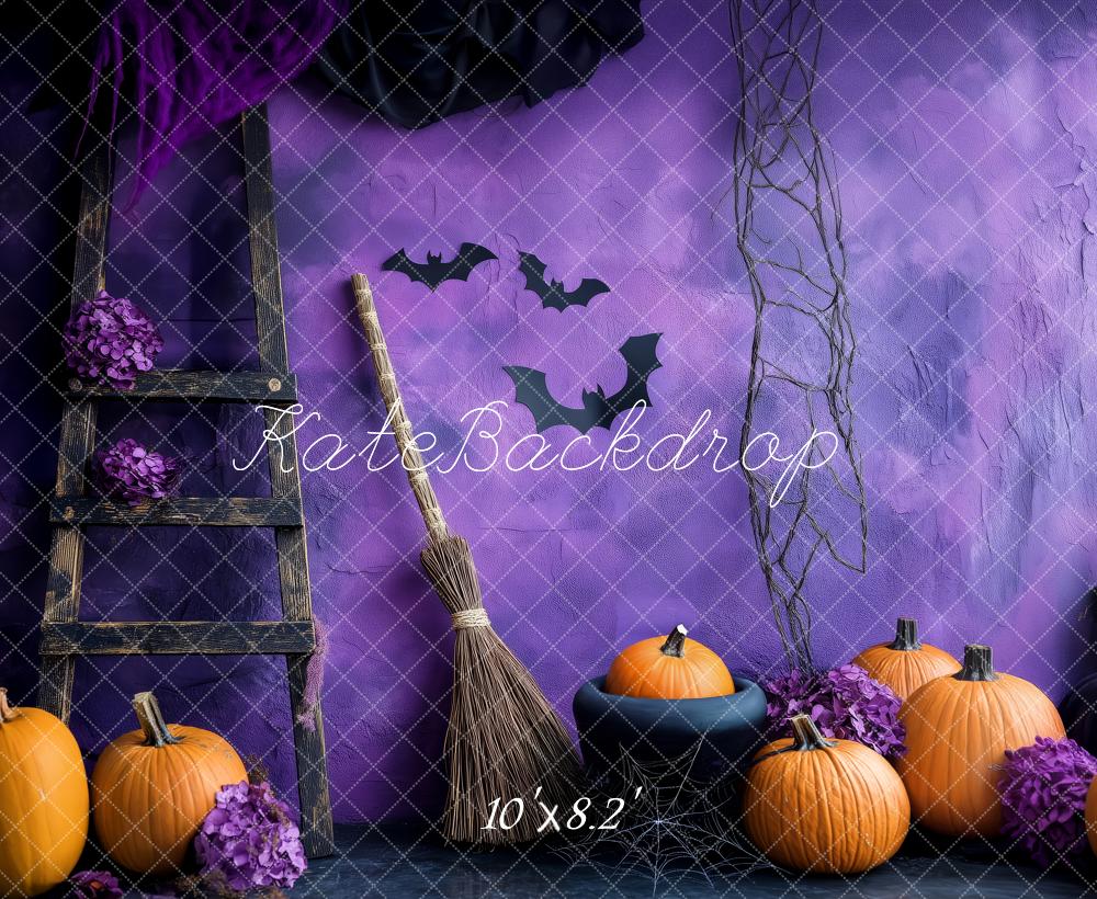 Kate Halloween Citrouilles Balai Chauves-Souris Violet Toile de fond conçue par Patty Roberts - Kate Backdrop FR