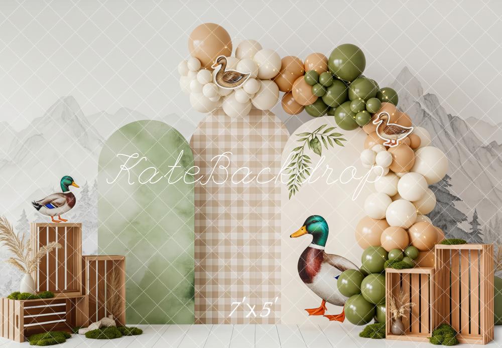 Kate Canard Ballons Caisses Montagne Toile de fond conçue par Patty Roberts