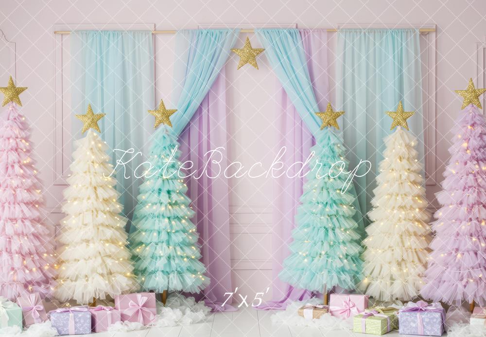 Kate Noël Sapins Étoiles Cadeaux Pastel Toile de fond conçue par Patty Roberts