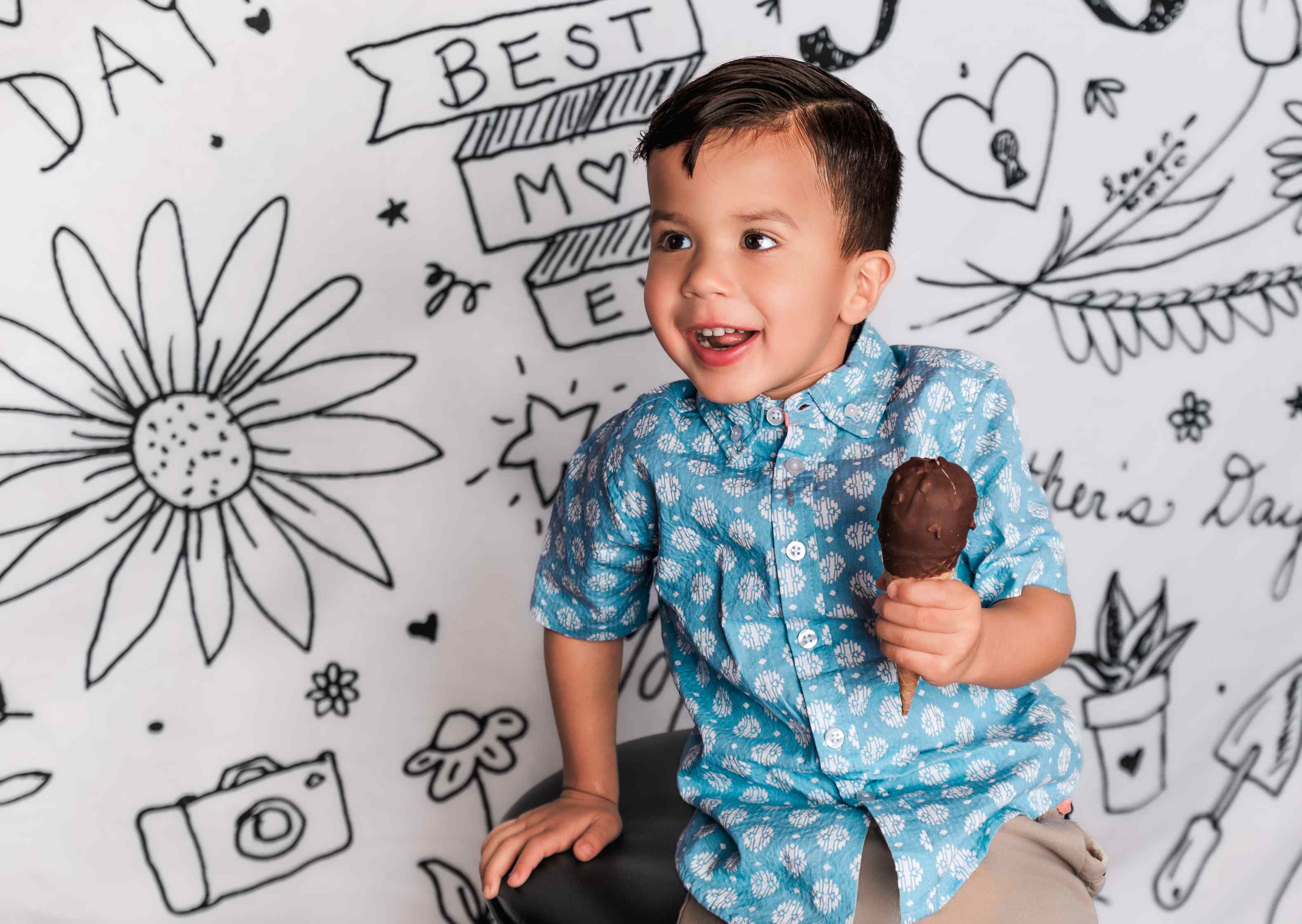 Kate Gribouillages Fête des mères Enfant Toile de fond conçue par Mandy Ringe - Kate Backdrop FR