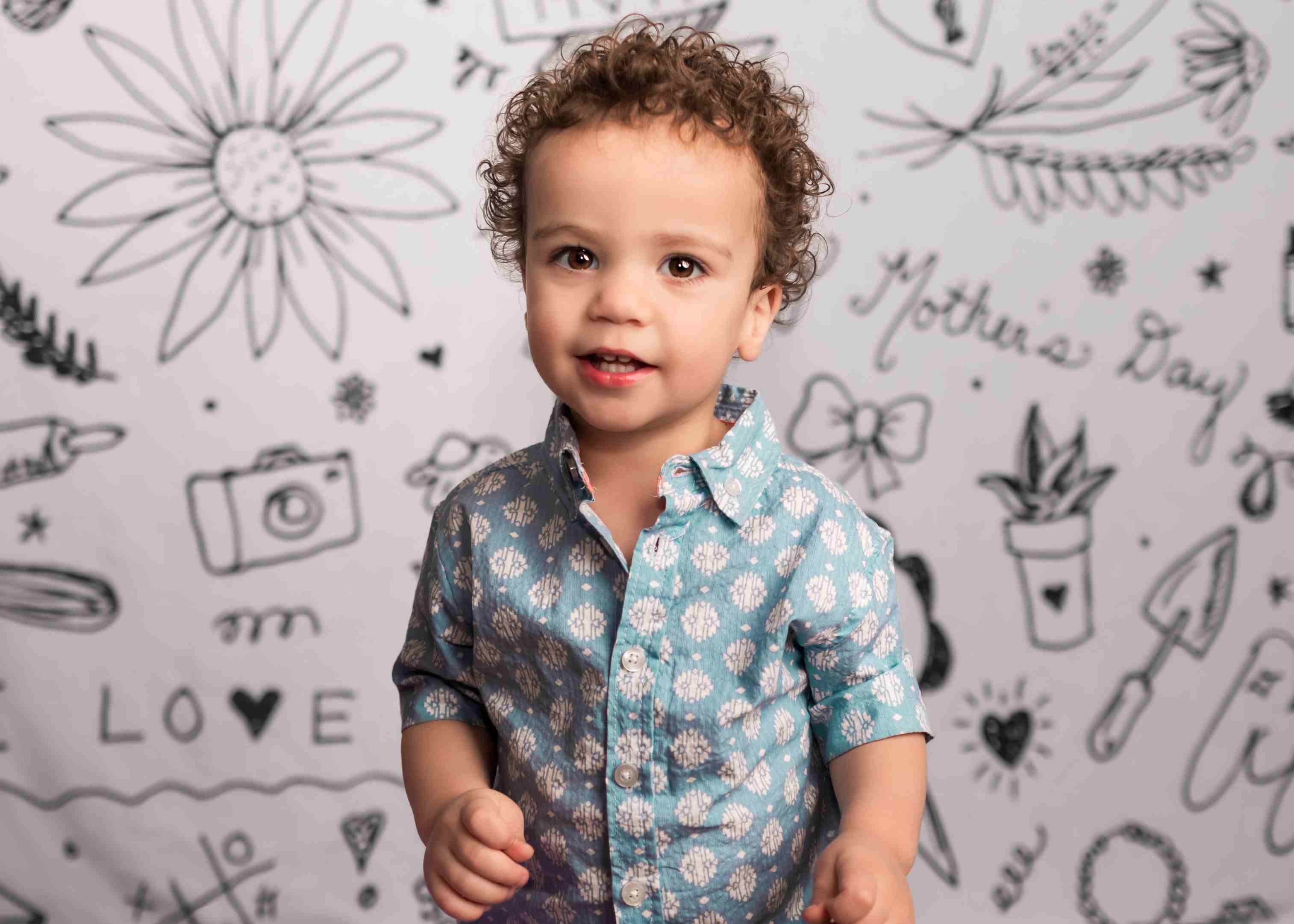 Kate Gribouillages Fête des mères Enfant Toile de fond conçue par Mandy Ringe - Kate Backdrop FR