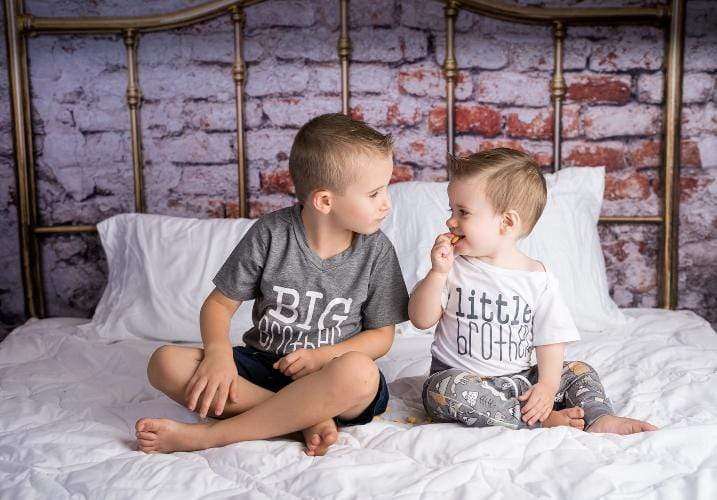 Katebackdrop£ºKate Full Brass Bed Headboard Brick Wall Backdrop for Photography Designed by Pine Park Collection