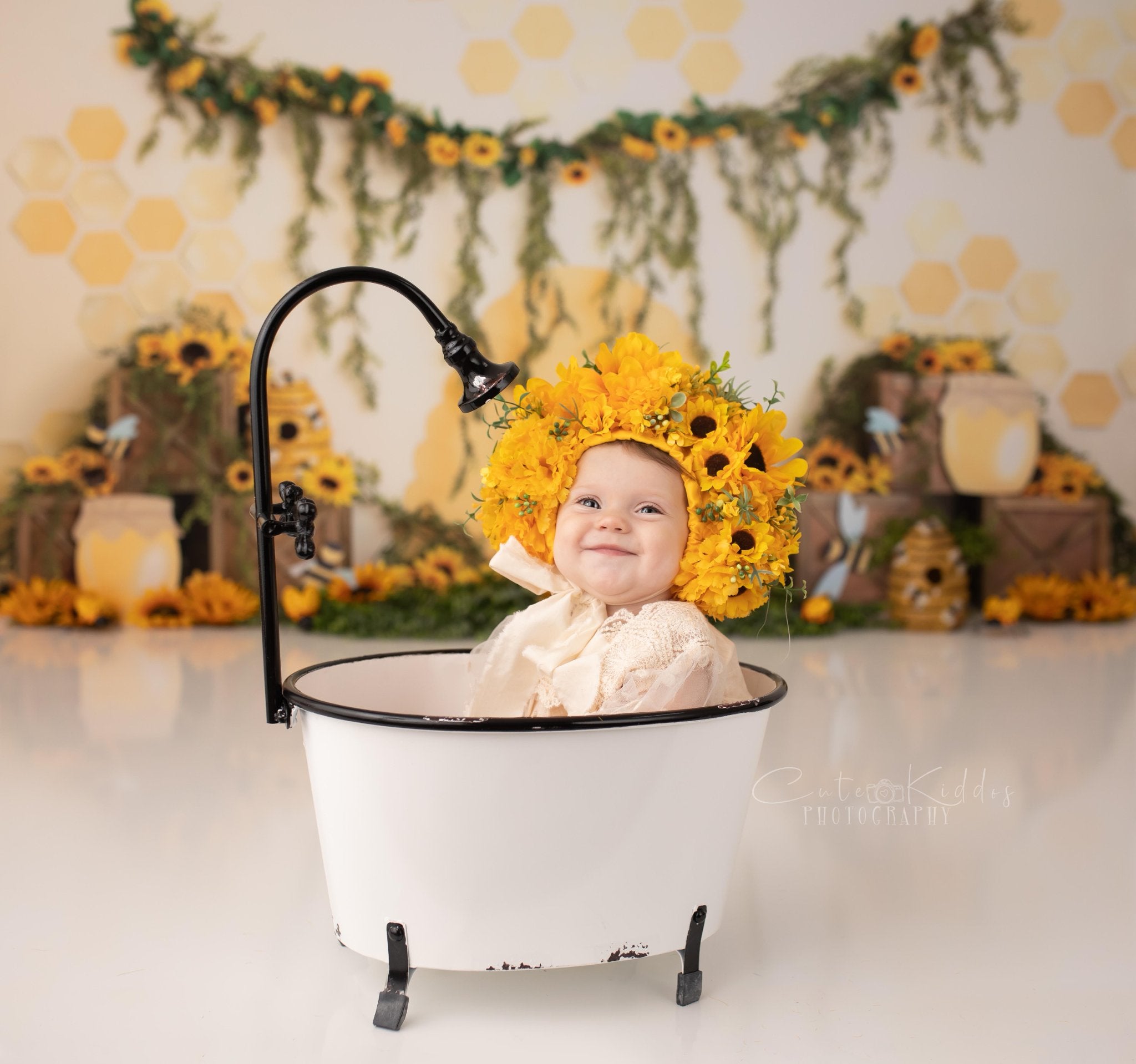 Kate Abeilles Été Jaune Toile de fond conçue par Megan Leigh - Kate Backdrop FR