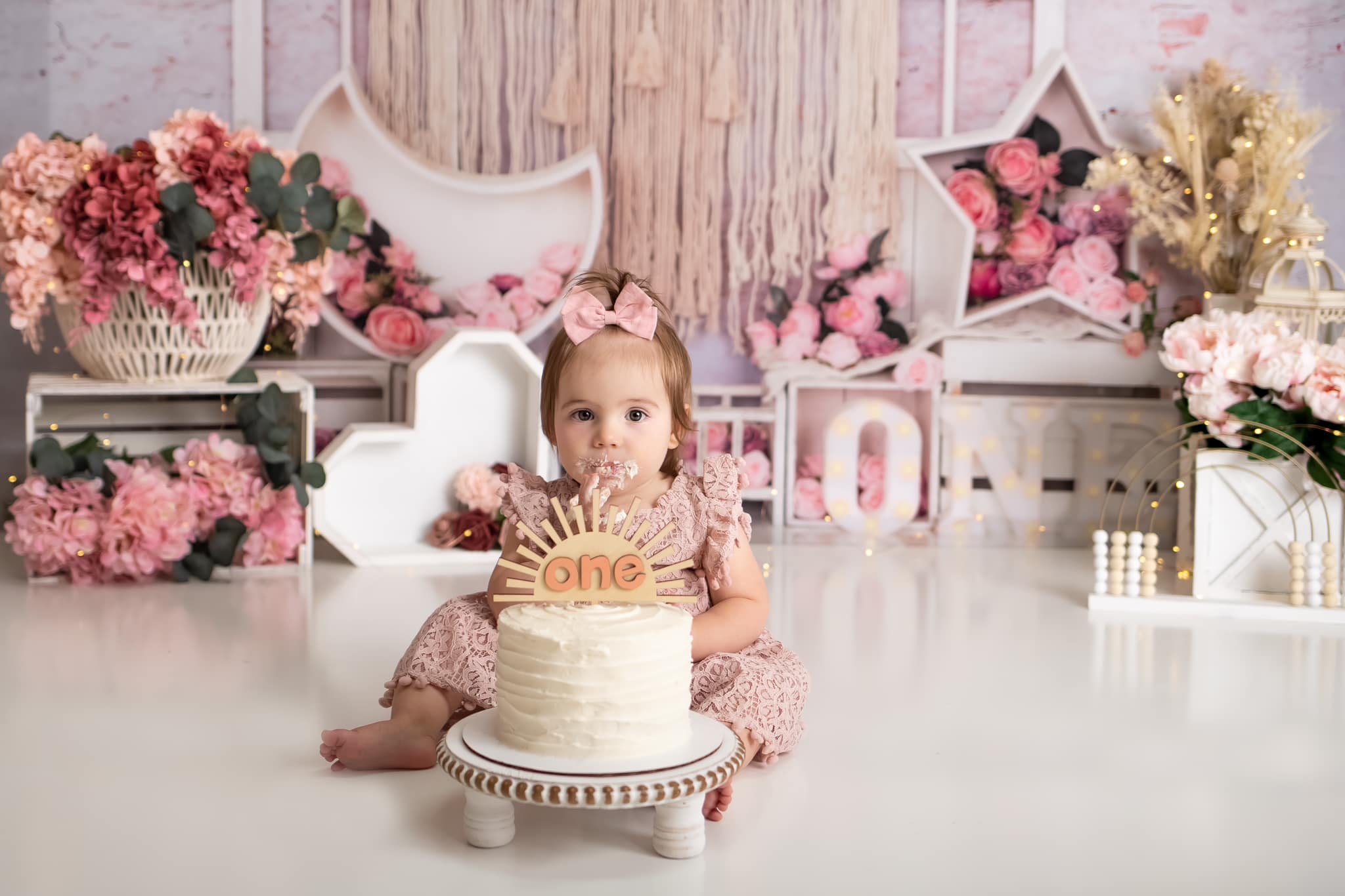 Kate Anniversaire Fleurs Boho Cake Smash Toile de fond Conçu par Emetselch - Kate Backdrop FR