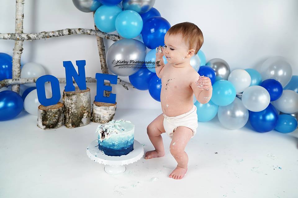 Katebackdrop£ºKate Birchy Blue Balloons First Birthday Backdrop Designed by Arica Kirby