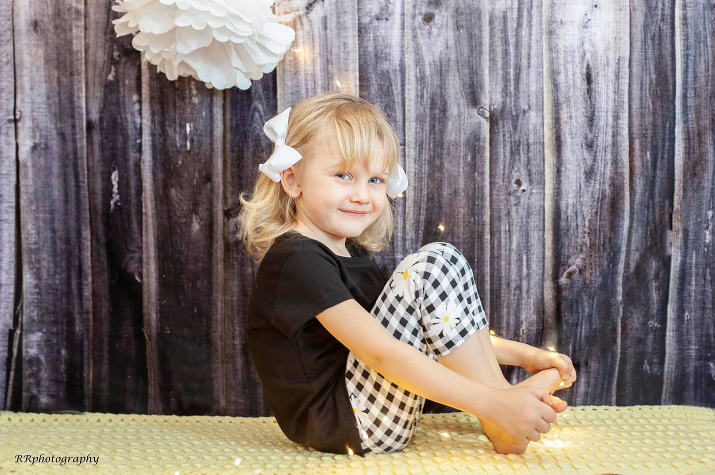 Katebackdrop£ºKate Weathered Retro Wood Wall Backdrop designed by Arica Kirby