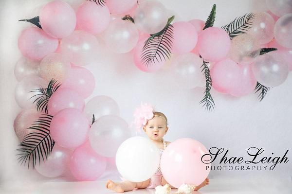 Kate Anniversaire Guirlande Ballons Rose Toile de fond conçue par Megan Leigh - Kate Backdrop FR