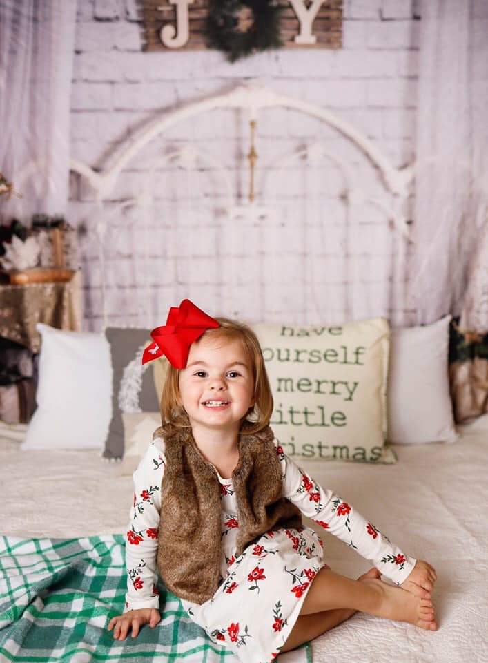 Katebackdrop£ºKate Christmas White Headboard Backdrop Designed By Angela Marie Photography